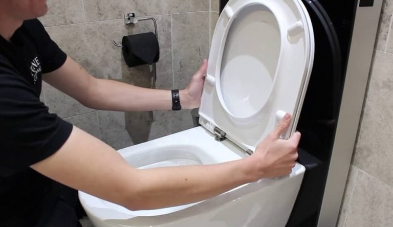 How Do Soft Close Toilet Seats Work? Plumber Explain